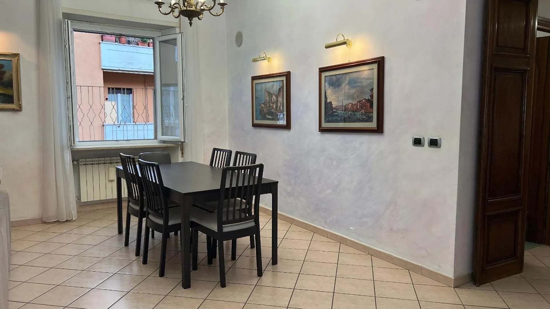 Apartment --Colosseum 15 Min-- Trastevere, Free Wi-Fi & A-C
